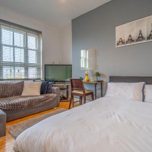 Fully Furnished Flat in Holborn
