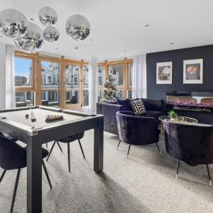 Penthouse Noir - Wyndale Living - Central BHam 2BR