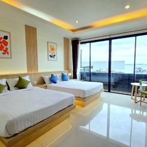 Samed Port View