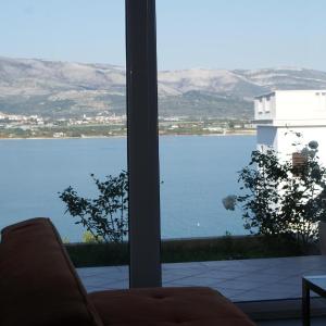 Wohnung 1 Im Erdgeschos Mit Terrasse Und Meerblick