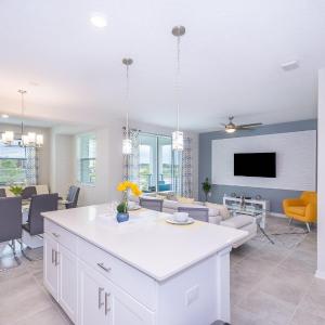 4721-207HM STOREY LAKE, CONDO 2/2 GARDEN VIEW