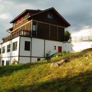 Villa AdiArt