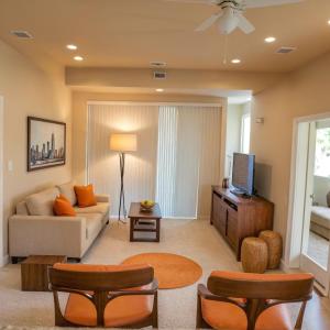 Modern Venice Beach Stay - Walk to Marina & Boardwalk