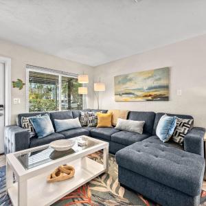 Sandy Cabana - 1104N