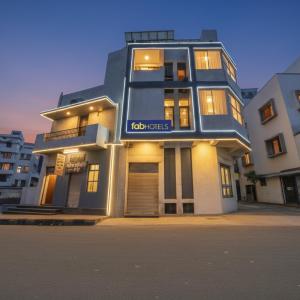 FabHotel SK - Nr Rajkot Municipal Corporation, Central Zone 120M