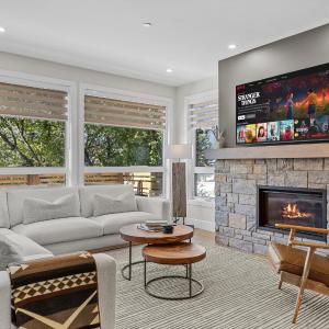 Sisters Summit Villa by WeekAway Vacations