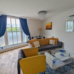 1 bedroom apartment near Clapham North and Clapham High Street station