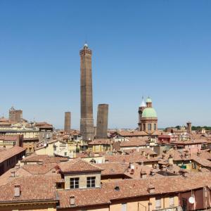 Casa Isolani Guest House Santo Stefano