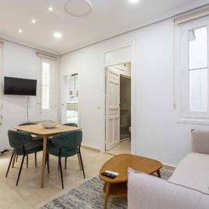 Elegant 2BR2BA Apartment – Salamanca District