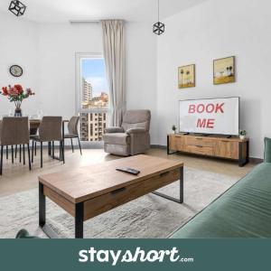 Barsha Heights sleeps 2 with Swimming Pool