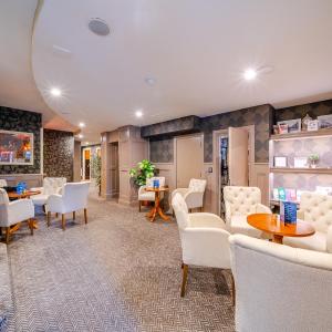 The Gateway Hotel