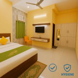 Hotel Lighthouse Luxury - Near #PremMandir Chaardham