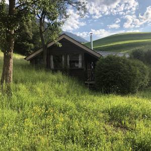 Gemütliche Berghütte in Sonniger und Super Lage!