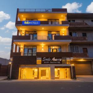 FabHotel HM Palace