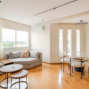 Luxury Central 3BR 5min from Beach & Shopping