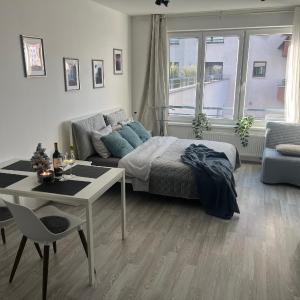 UrbanFlat1615 with Parking