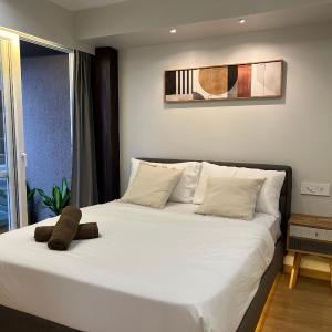 Stay Vista - Neon homeotel - 1 km from Airport