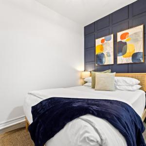 Sleek 2BR - Walking distance to Times Square