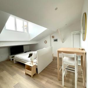 Studio Hypercentre Casteljaloux - Moderne - Calme - Wifi - TV -