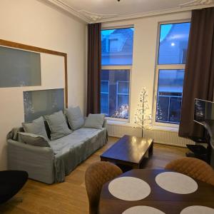 Urban Oasis - BIG stylish Apartment