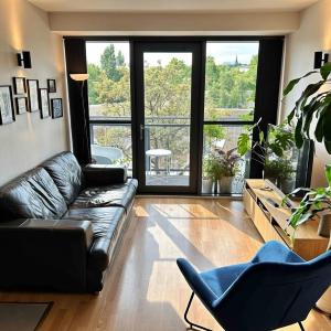 Sheffield City Centre Apartment & Balcony