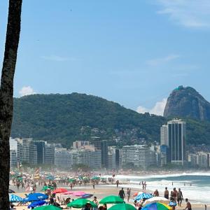 SUH Copacabana 14 Cozy Bohemian Beach Subway!