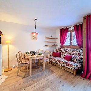 Résidence Carlines Ii - Appartement lumineux · Accès direct aux pistes · Balcon vue sur les pistes MAE-2234