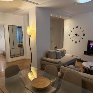 Proper Apartment 1