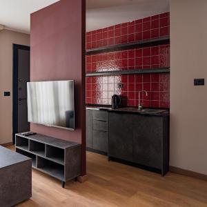 The Red Tile - Sweet Escape Apartments