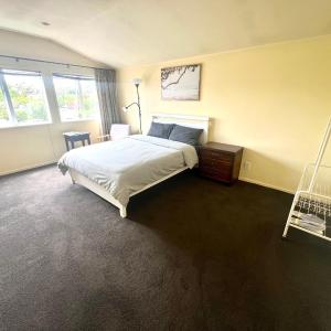 Cosy Retreat Near Mairangi Bay