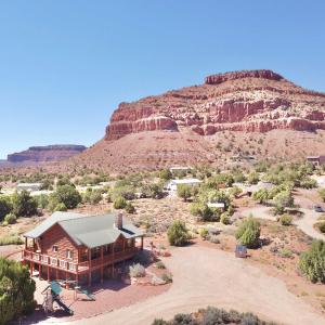 Kanab Family Luxury Log Cabin Hot Tub Pets OK