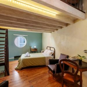 Unique stylish house in beautiful Graça