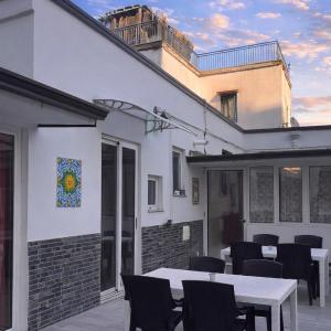 Ampio appartamento con terrazza nel Centro Storico di Napoli - Domus Carbonari