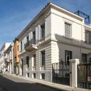 Acropolis Whitehouse Mansion in Plaka by JJ Hospitality