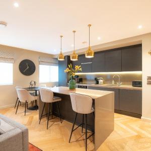 Entire 2 Bed - Free Parking - No. 15 - The Cosy Collection Ltd