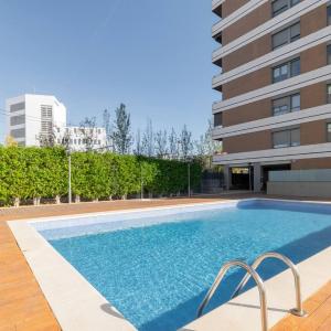Penthouse with Private Terrace & Pool Access