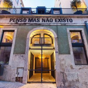 Old Stables Chiado Apartments