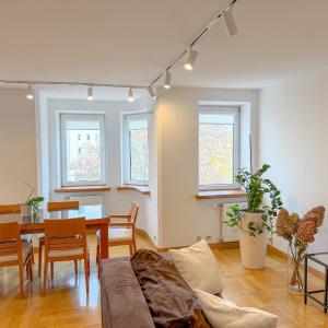 100m2 Apartment 3BR Parking Balcony Fabryczna City by Gio Loft