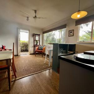 The Melville Quarters