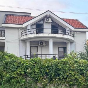 Villa istanbul Tirana
