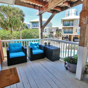 Laguna Bella B4 by Youngs Suncoast