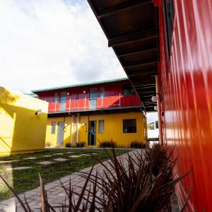 Studio 10 com Ar-condicionado Estacionamento perto da Pedreira Opera de Arame 1º andar