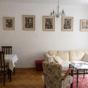 Parkside flat in the oldtown