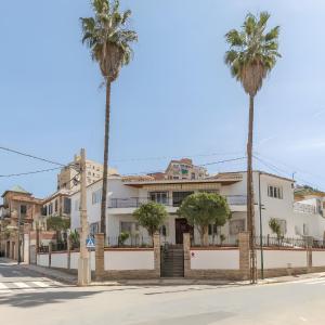 AYZ Silvela - Auto check-in property