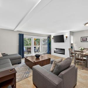 SG6B: 6B Seagrove Villa