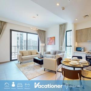 Vacationer Holiday Homes I Executive 1 Bedroom I Free Parking & Wi-Fi