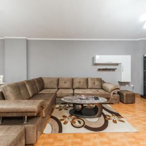 The Triple Comfort Loft by PikHost