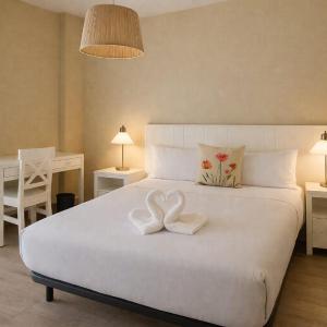 AYZ Villegas - Auto check-in property