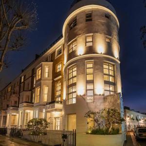 AYLI - Kensington