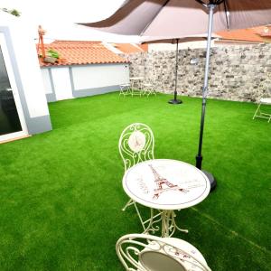 O Cantinho Guesthouse com Terraço e Vistas em Quinta do Anjo